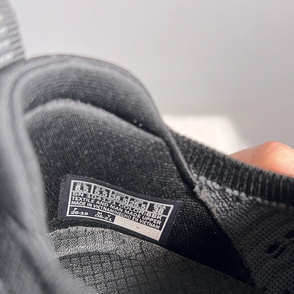 Sketchers Glide-Step Memory Foam Sneaker size 8.5 - Picture 8 of 8